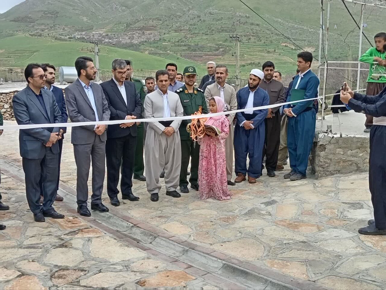 سه پروژه عمران روستایی در سروآباد به بهره‌برداری رسید