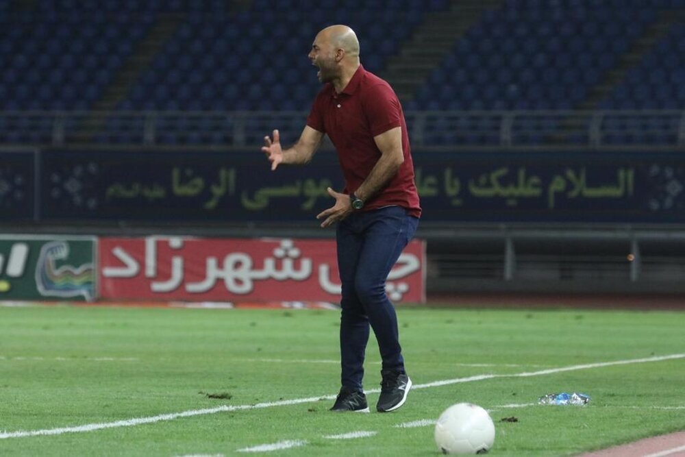 سهراب بختیاری زاده سرمربی طلایی پوشان شد