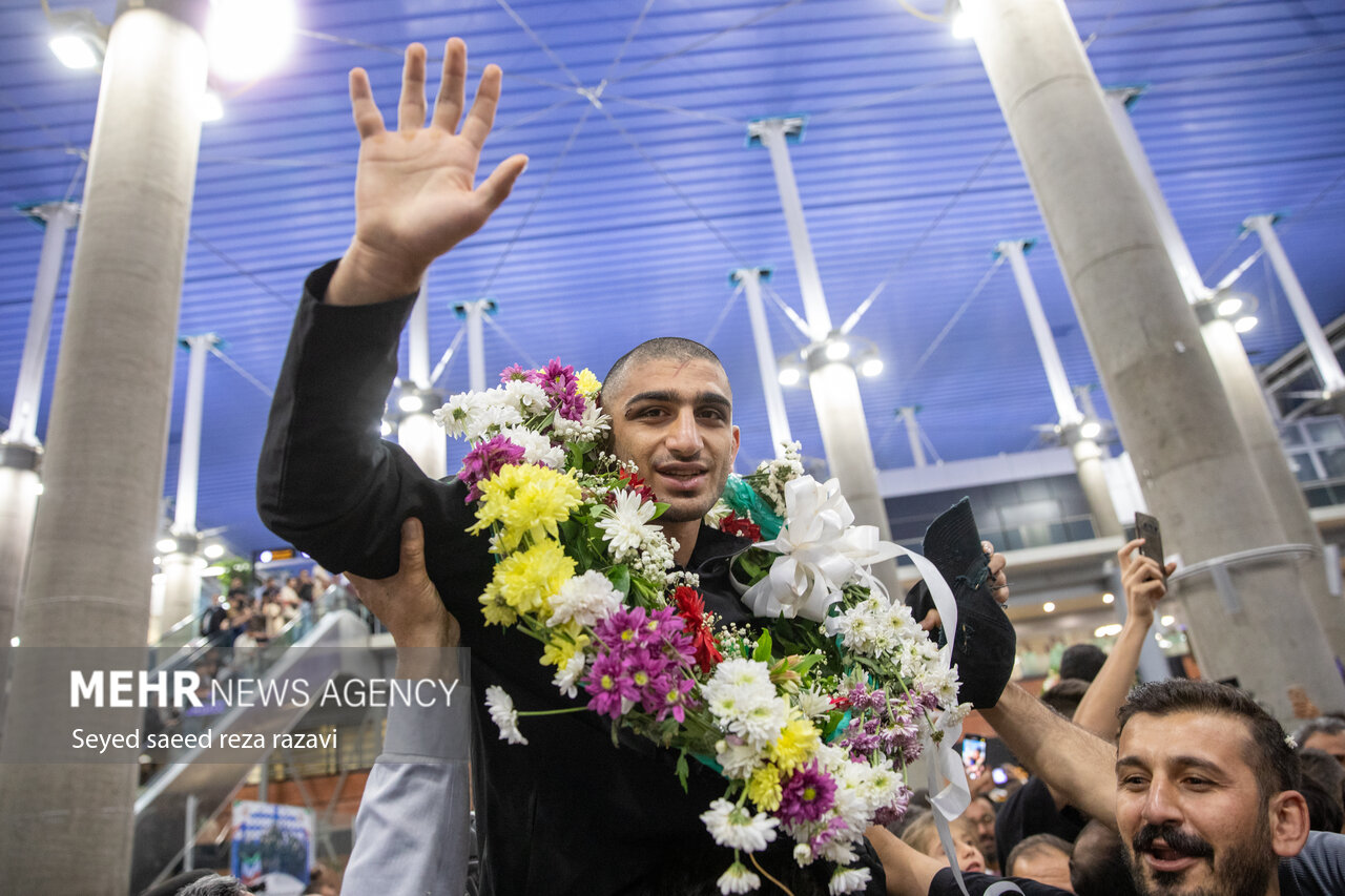 سهرابی: فقط برای مردم و خانوادهام میجنگم؛ در آینده طلا می گیرم