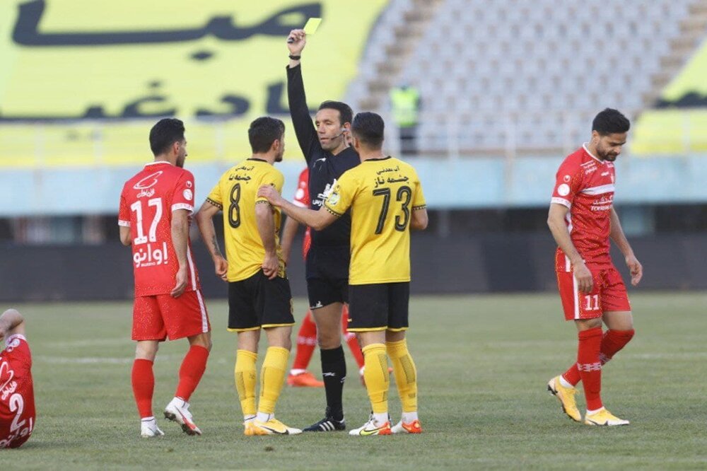 سومین باخت متوالی سپاهان در لیگ/ تیم نویدکیا در بحران بزرگ