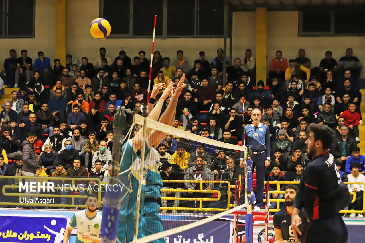 سومین شکست فولادسیرجان/ جدال یزدیها به سود شهداب تمام شد