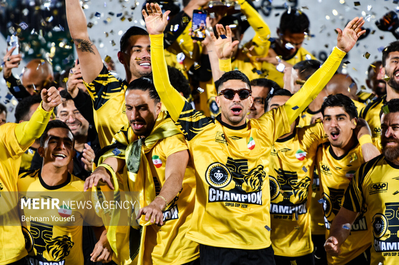 سوپرجام فوتبال ایران – پرسپولیس و سپاهان