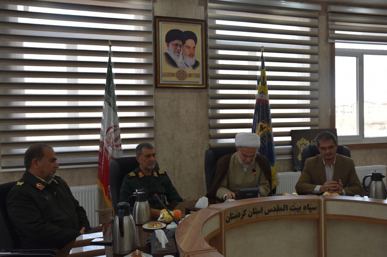 سپاه نماد افتخار ایران و پیشگام در دفاع از ارزش‌های انقلابیاست