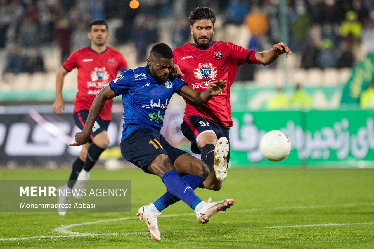 سکته استقلال و عادت تکراری پرسپولیس/کام سه تیم هنوز تلخ نشده است!