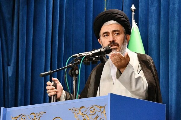 سکوت در برابر جنایات غزه نشانه همراهی با وحشیگری صهیونیستها است