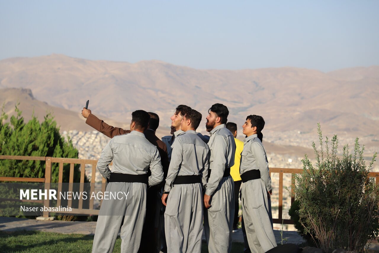 سی‌امین جشنواره هنرهای تجسمی جوانان ایران در سنندج