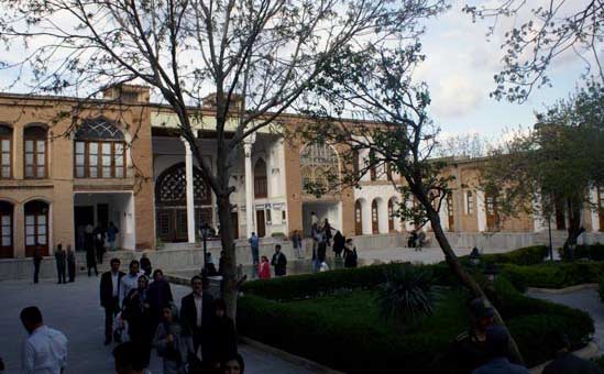 سیستم بانکی نقش مهمی در توسعه گردشگری کردستان دارد