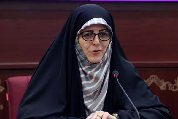 شخصیت بانوی مسلمان ایرانی باید حفظ شود