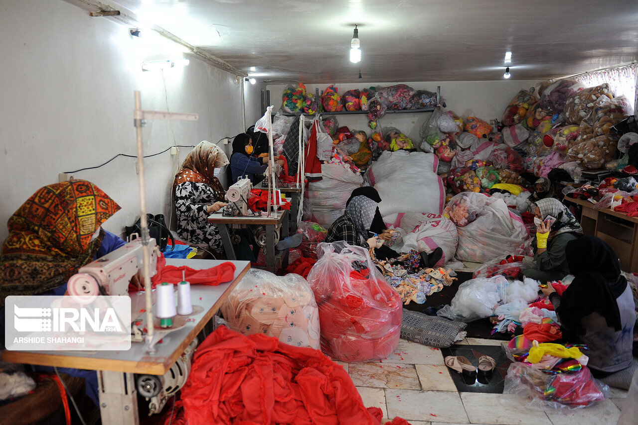 شرایط بهرهمندی از تسهیلات صندوق ضمانت وام اشتغالزایی زنان سرپرست خانوار اعلام شد