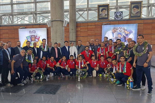 شرط موفقیت تیم ملی فوتسال در جامجهانی/ جلسه با تاج برای ماندن