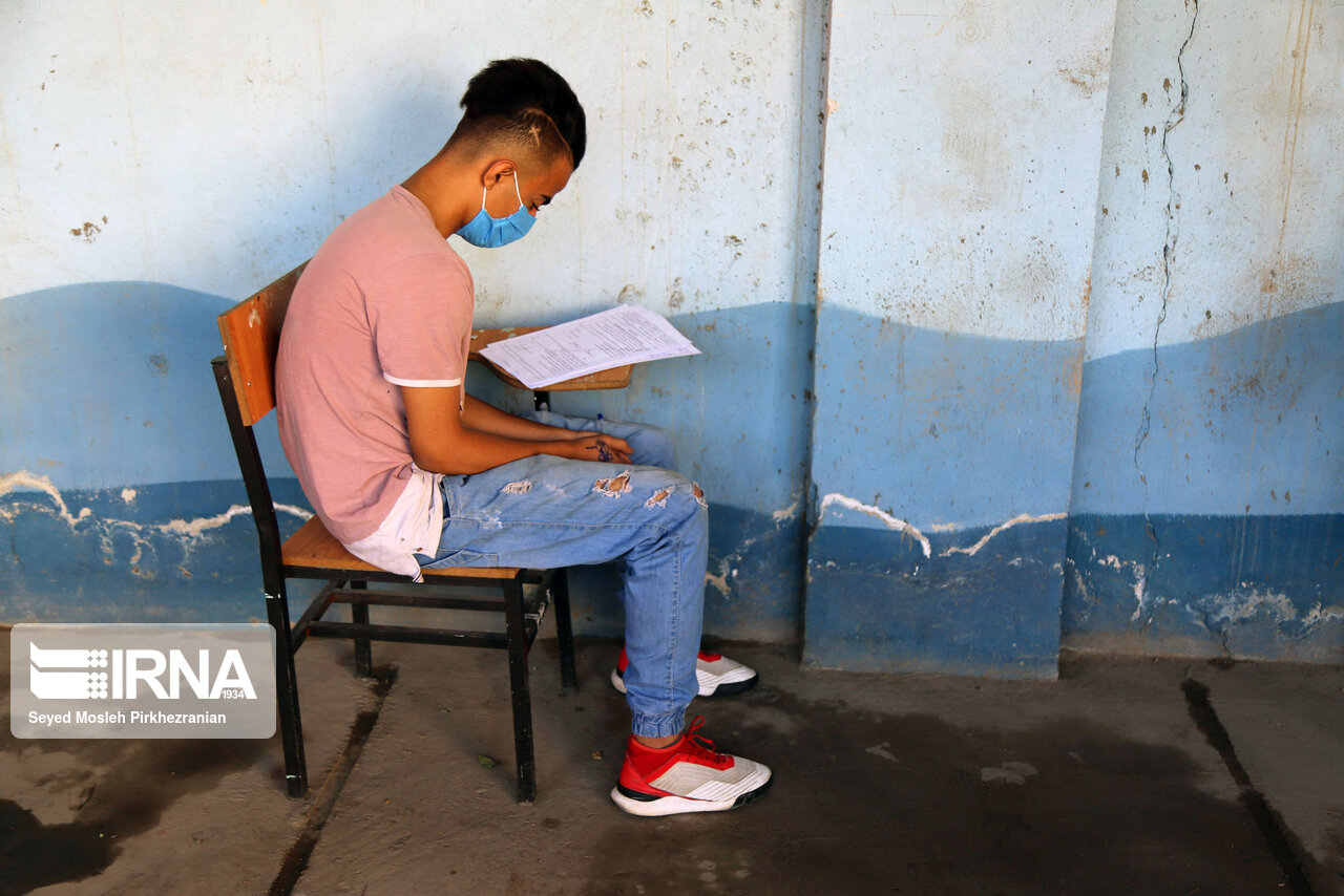 شرکت در آزمون ترمیم نمره با ثبت‌نام در مدارس بزرگسال ممکن است/هر درس، یکبار