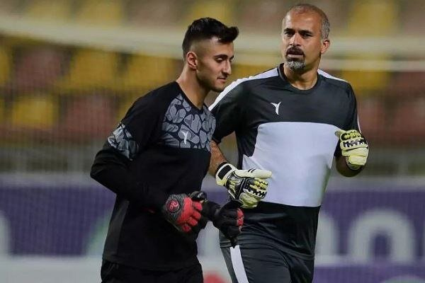 شمس آذر با جدایی دروازهبان خود مخالفت کرد