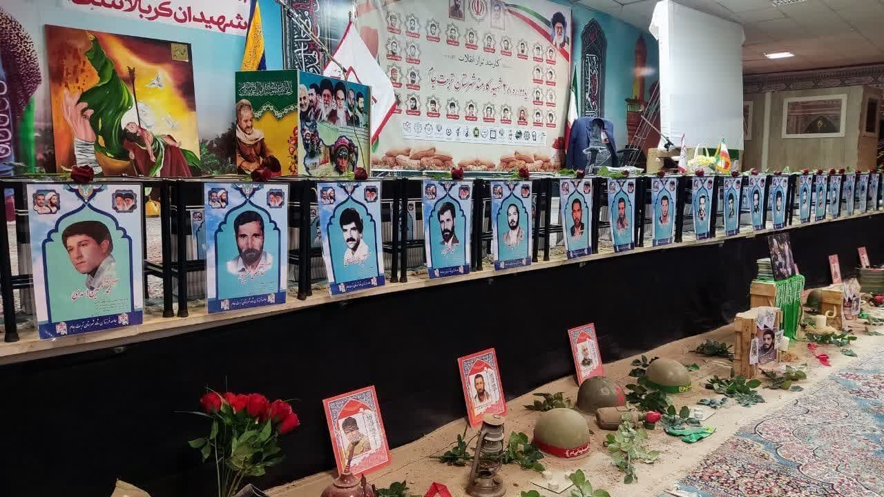 شهدا چراغ راه سعادت انسان به سوی کمال هستند