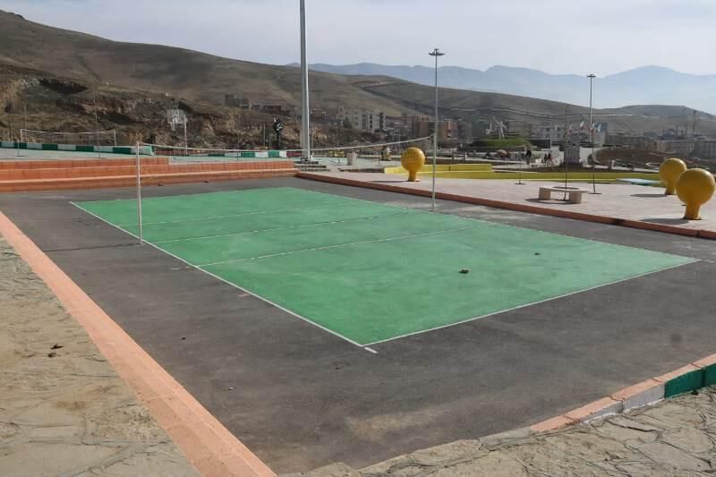 شهردار: فضاهای ورزشی و تفریحی در حاشیه شهر سنندج احداث میشود