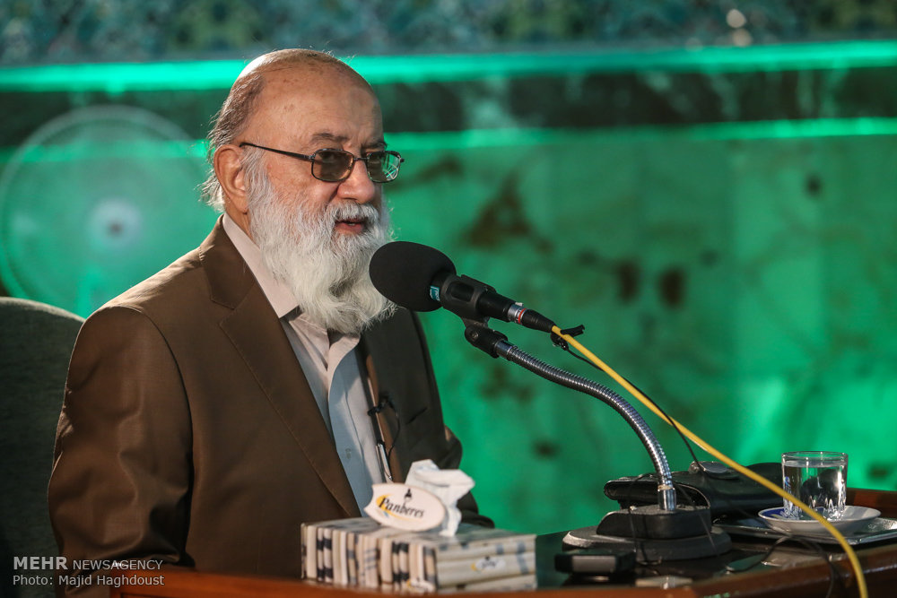 شهیدسلیمانی یک فرد نبود که با شهادت او تفکر مقاومت رخت بربندد