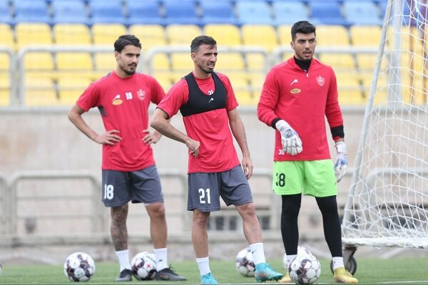 شوک به پرسپولیس با رفتار غیرحرفهای یک بازیکن/ پای صادقی شکست!