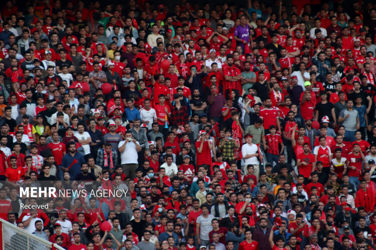 شکایت باشگاه پرسپولیس از رئیس هیات فوتبال تبریز و مدیران تراکتور