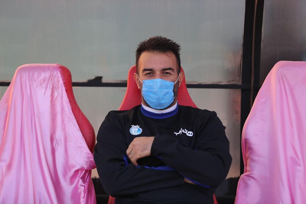 شکایت حنیف عمران زاده از باشگاه استقلال رد شد