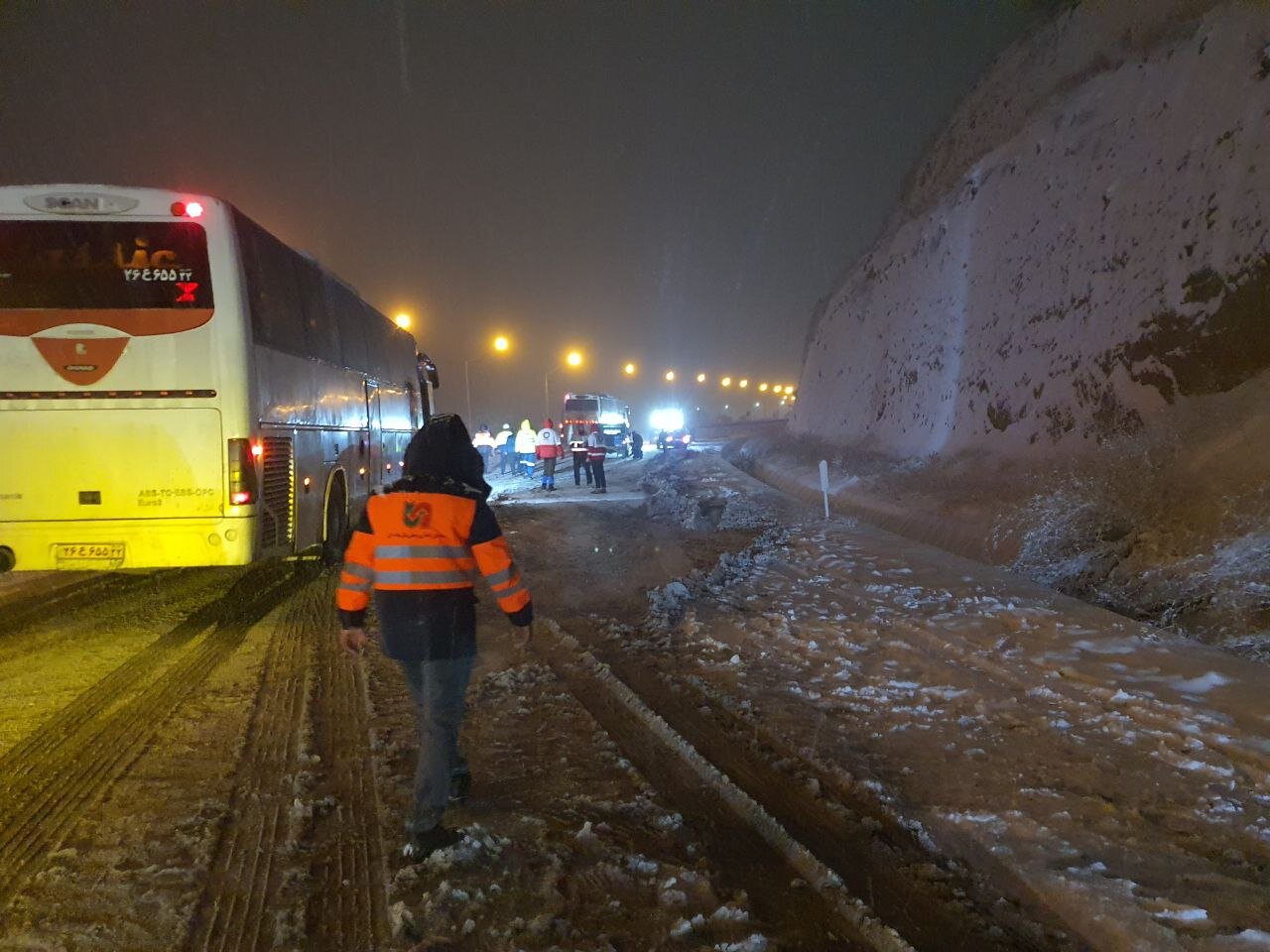 شکری: محور ایرانخواه – تکاب مسدود شد؛ بازگشایی راه ۶۱۸ راه روستایی