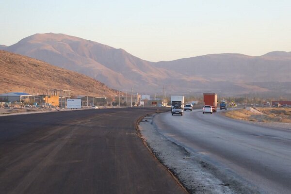 شکری: ۱۲۰۰ کیلومتر راه مرزی در آذربایجان غربی تسطیح شد