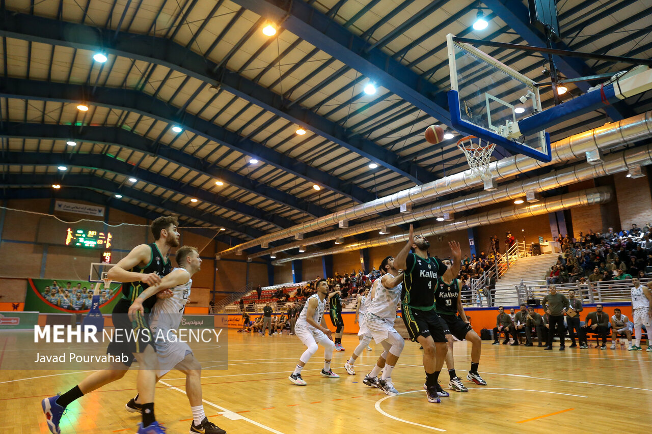 شکست خانگی کاله برابر شهرداری گرگان/نفت مقابل طبیعت پیروزشد