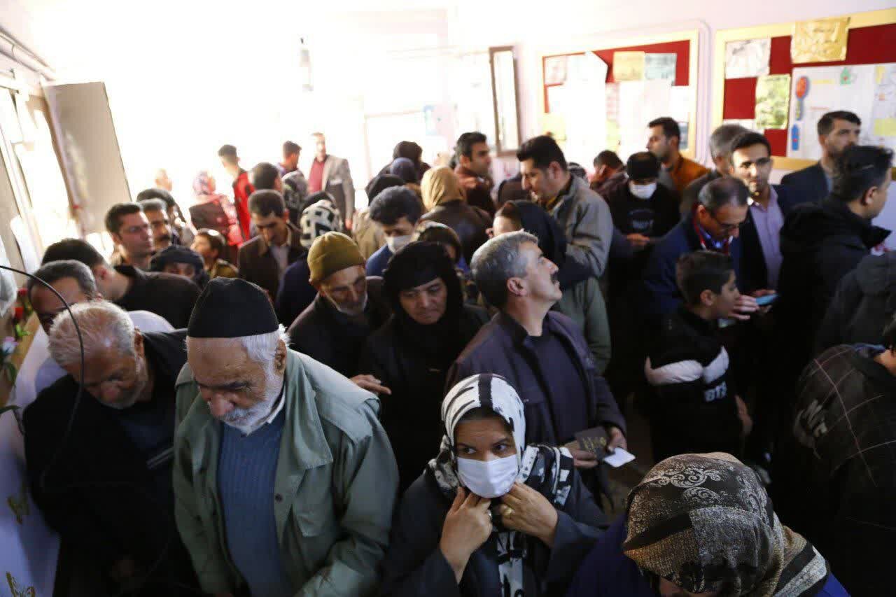 شکوه همبستگی ملی درکردستان/پدربزرگ ومادربزرگ‌ها همراه همیشگی نظام