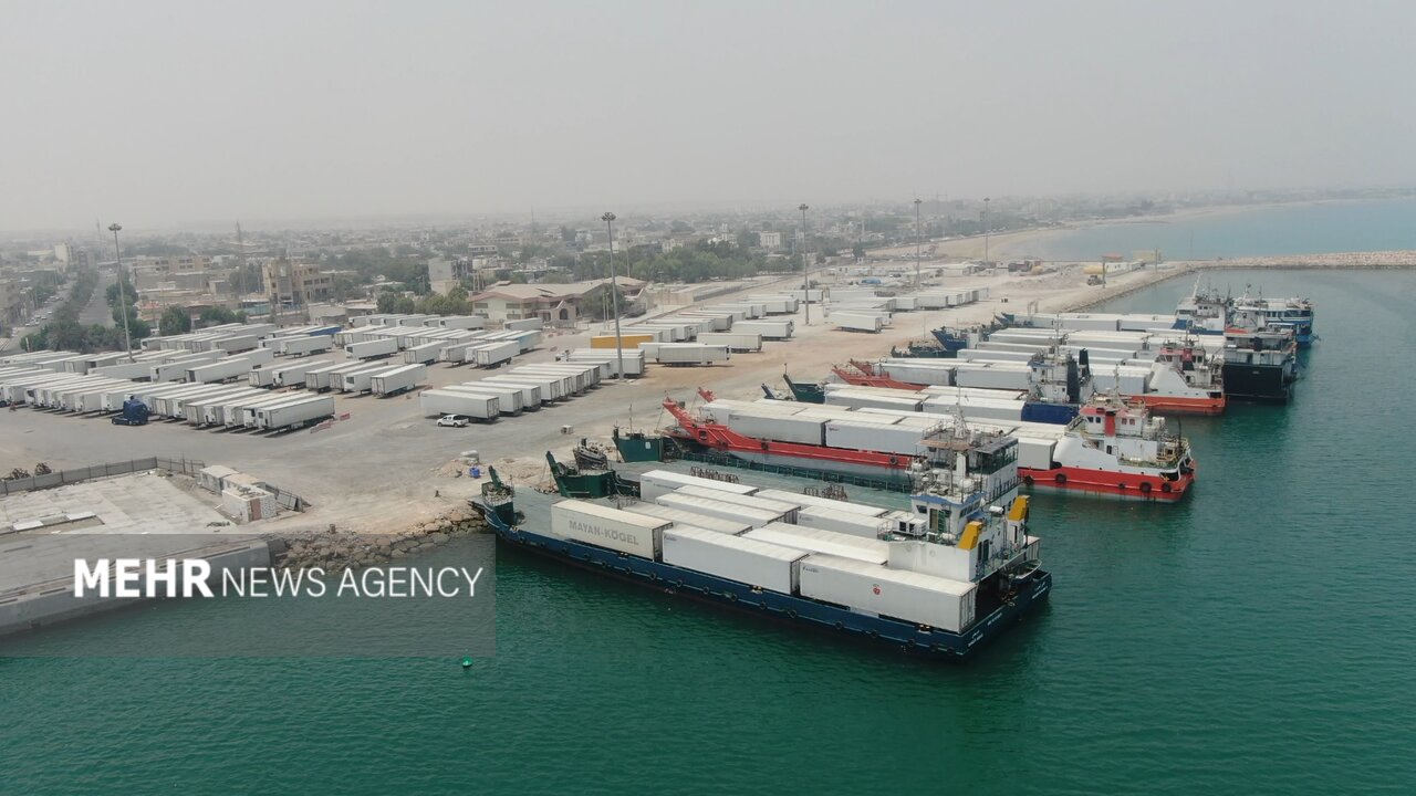 صادرات غیرنفتی ۴۳ میلیارد دلار شد/ حجم کل تجارت؛ ۸۸ میلیارددلار