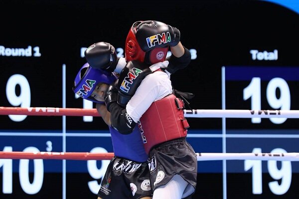 صادق زاده در موی تای دختران به نیمه نهایی رسید