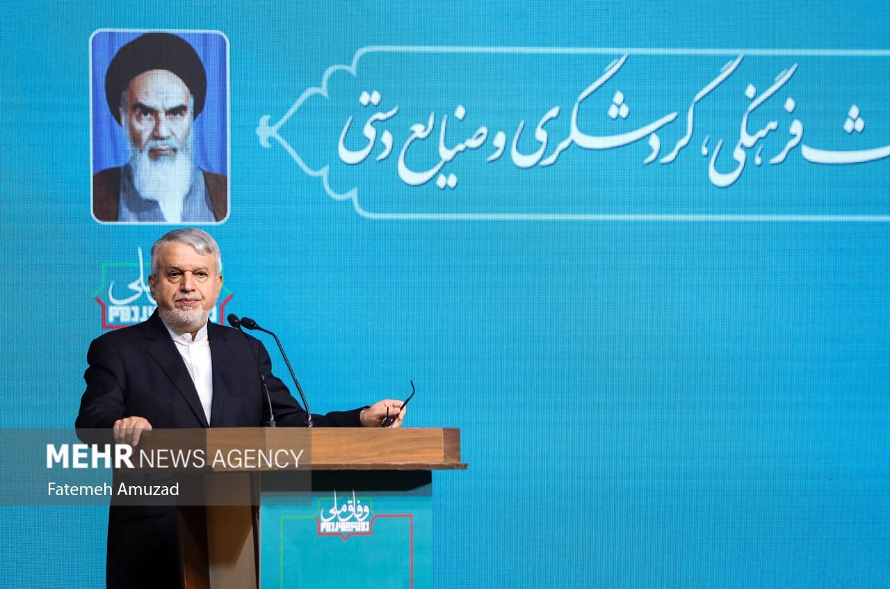 صالحی امیری: راه های دسترسی، آب و بهداشت مسئله اول سیستان و بلوچستان است
