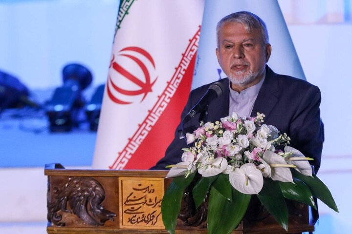 صالحی امیری: ۲۷ اختیار از وزارت میراث فرهنگی به استان‌ها تفویض شد