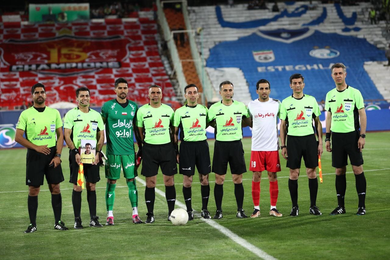 صحنه مشکوک دربی ۱۰۱/ برخورد توپ با دست مدافع پرسپولیس پنالتی بود؟