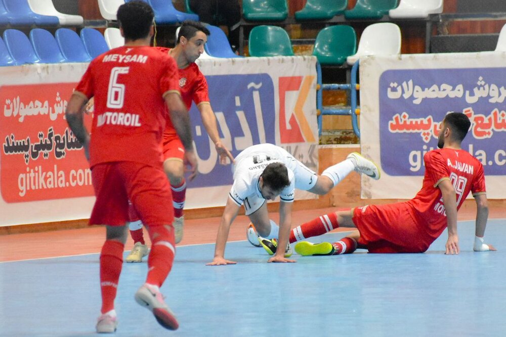 صدرنشین در یک قدمی قهرمانی/ «مس سونگون» در انتظار «۱۰۰تایی»شدن