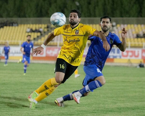 صدرنشینی شمس آذر در لیگ آزادگان با طعم تساوی