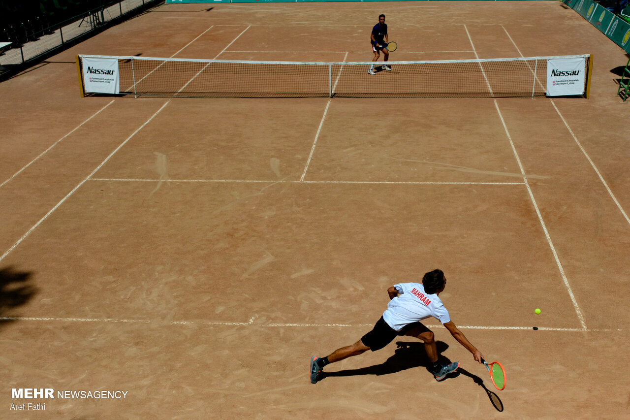 صعود تنیس بازان فارس به فینال رقابتهای کشوری