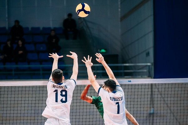 صعود دانش آموزان پسر به جمع چهار تیم برتر/ دختران شکست خوردند