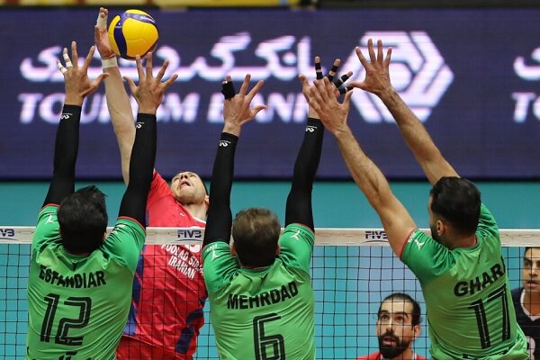 صعود مدافع عنوان قهرمانی به نیمه نهایی/ هراز آمل حذف شد