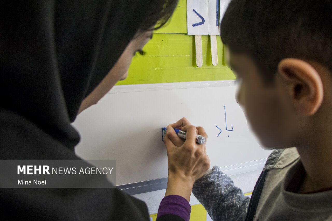 صلاحیت داوطلبان برای آموزگاری در «کانون‌های ارزیابی» مشخص
می‌شود