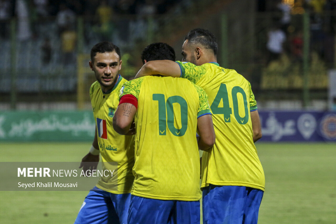 صنعت نفت برای بازی با استقلال دو روز زودتر به تهران میآید