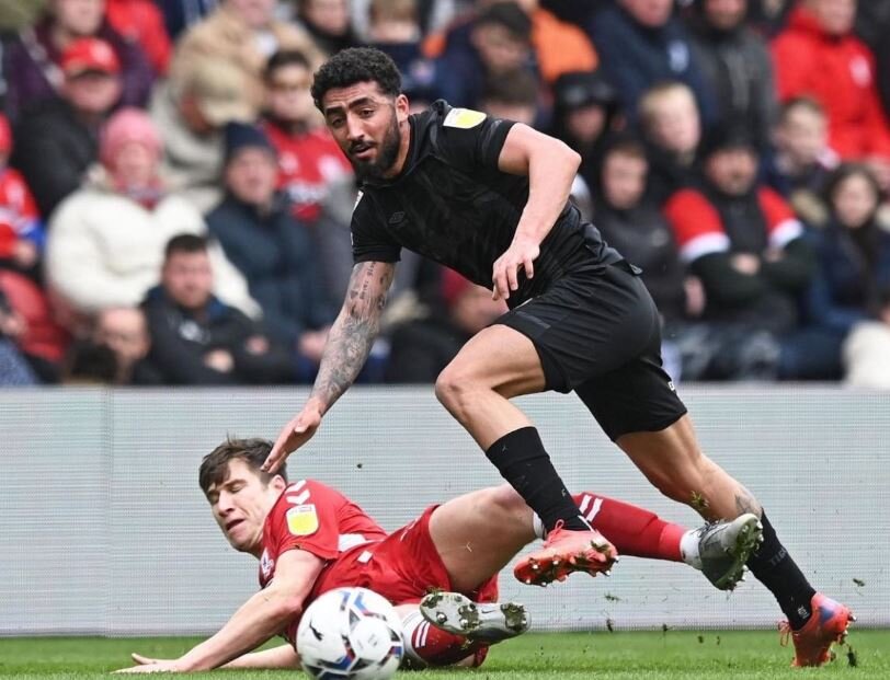 صیادمنش فصل بعد در هال سیتی ماندنی شد