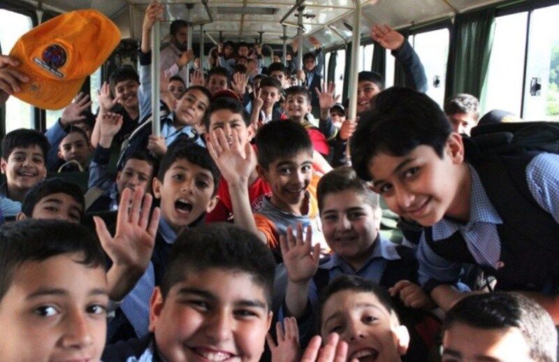 ضرغامی: «گردشگری دانش‌آموزی» را تقویت می‌کنیم/ مجموعه‌های زنجیره‌ای به برندسازی خوراک ایران کمک کنند