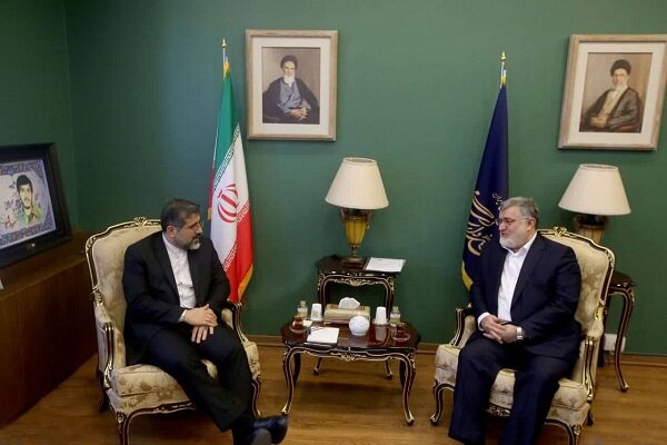 ضرورت معرفی مشاهیر و مفاخر آذربایجان‌غربی در سطح ملی وبین‌المللی