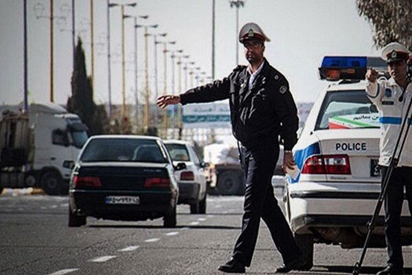 طرح برخورد با توقف نامتعارف خودروها در معابر شهری مشهد آغازشد