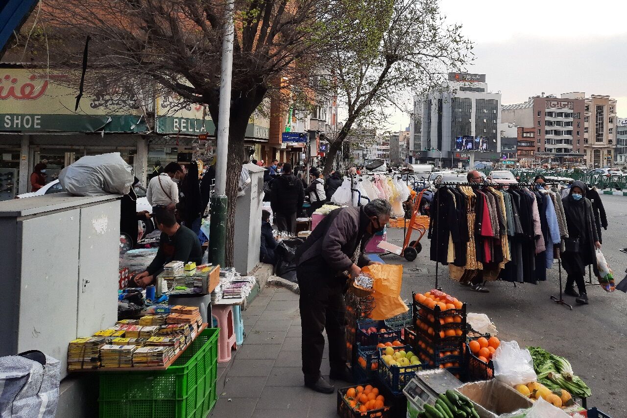 طرح ساماندهی دستفروشان در مناطق مرکزی تهران اجرا می‌شود