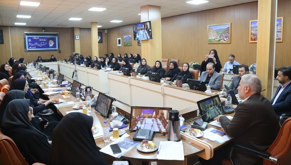 طرح قرض ماندگار راهی برای رفع مشکلات نیازمندان است