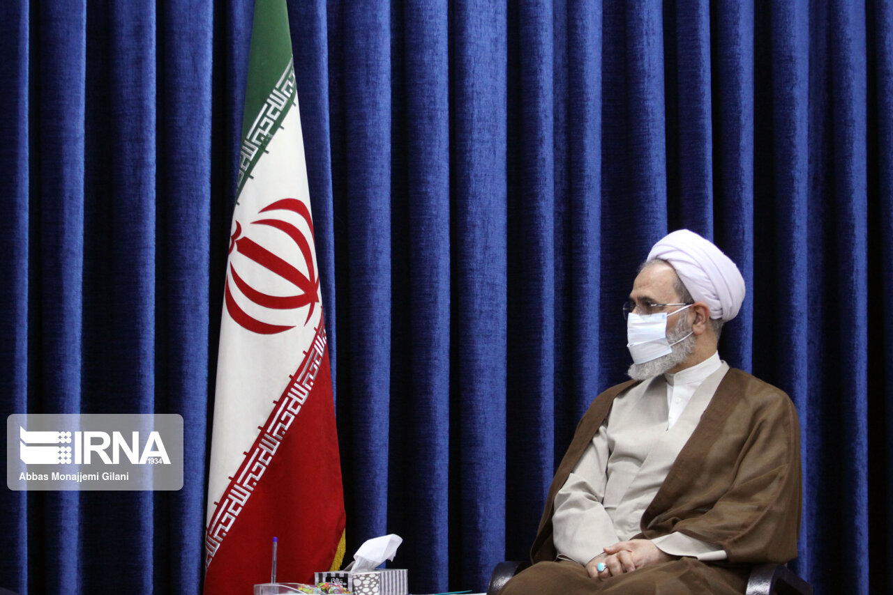 طرحهای نیمهتمام عمرانی قم در اولویت بودجهبندی قرار گیرند