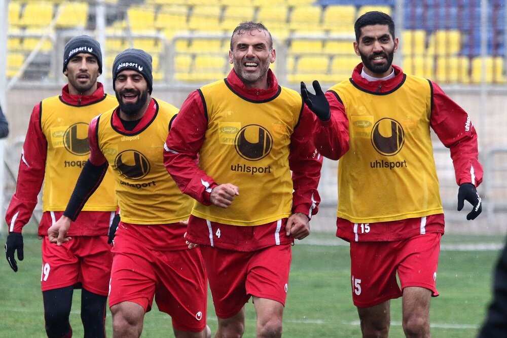 طلبکاران معروف پرسپولیس به خط می شوند