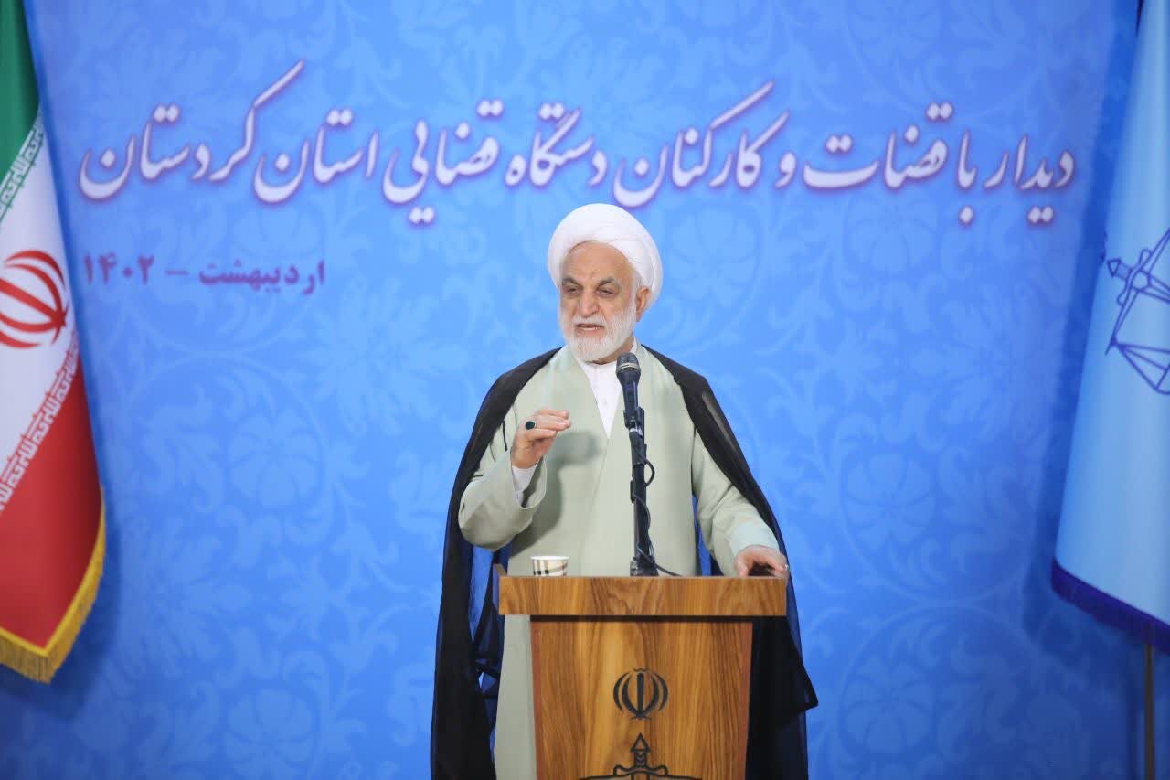 ظرفیتهای تولیدی، صنعتی و معدنی کردستان باید احیاشود