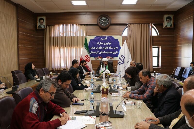 ظرفیتهای فرهنگی و دینی کردستان در سطح جهانی شکوفا شود