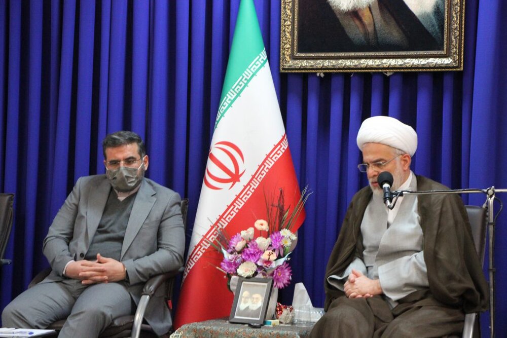 ظرفیتهای فرهنگی کردستان مورد توجه قرار گیرد