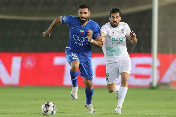 عارف آقاسی: از خودم راضی نیستم و کنار میروم/ با پرسپولیس مذاکره کردم!